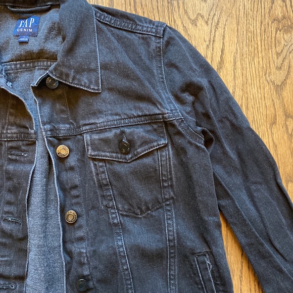 Gap black jean jacket - Picture 3 of 4